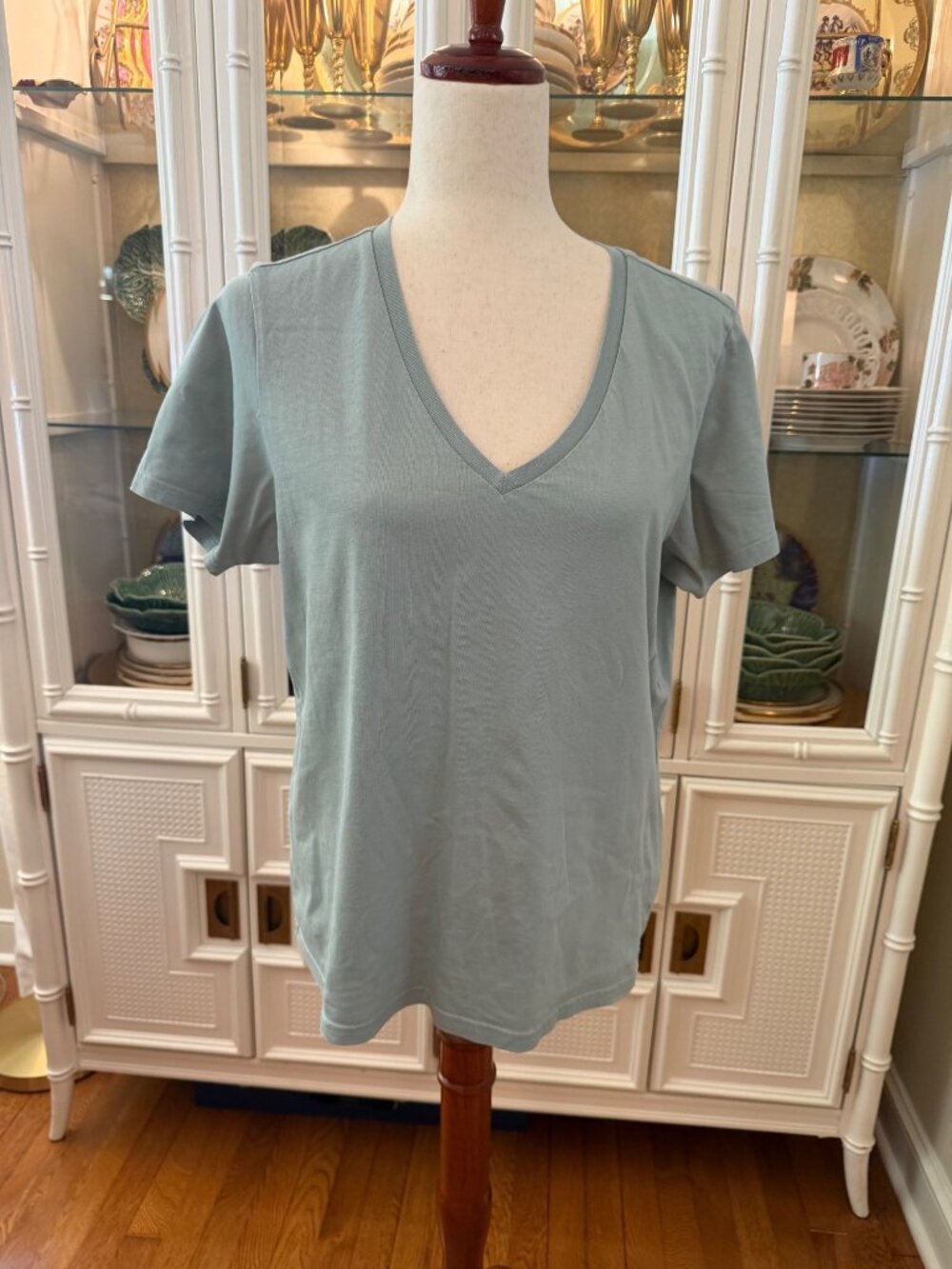 Pact Women's size Large tshirt